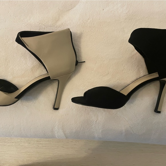 Nine West Twist Peep Toe Pump - Picture 6 of 9